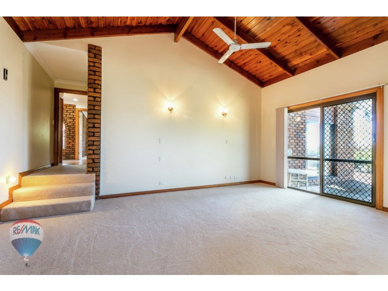 7-9 Resi Drive, Regents Park QLD 4118