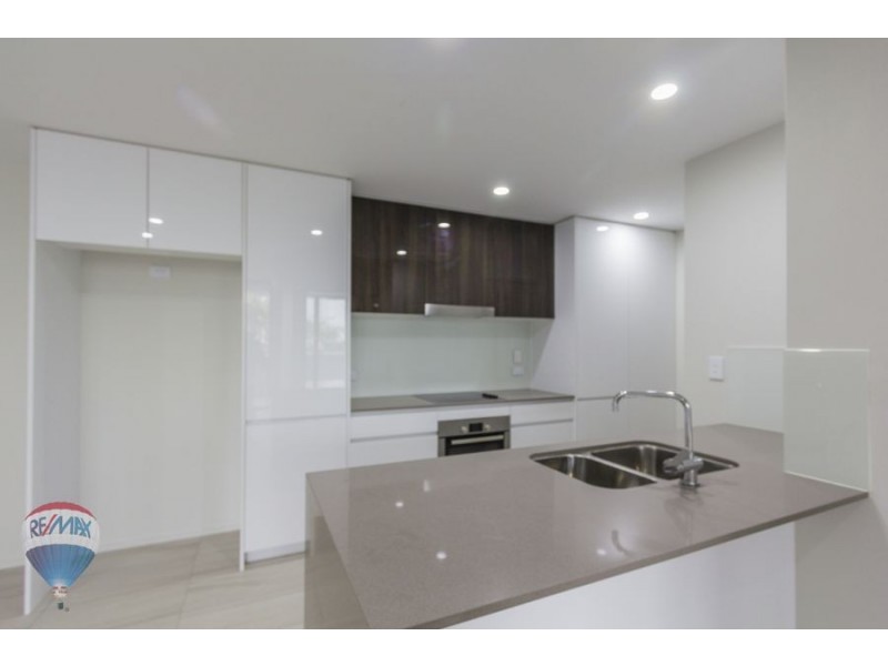 206/8 Hunt Street, Hamilton QLD 4007