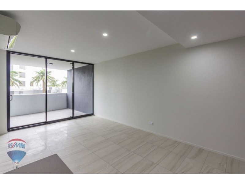 206/8 Hunt Street, Hamilton QLD 4007