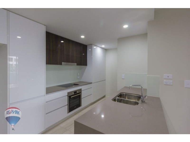 206/8 Hunt Street, Hamilton QLD 4007