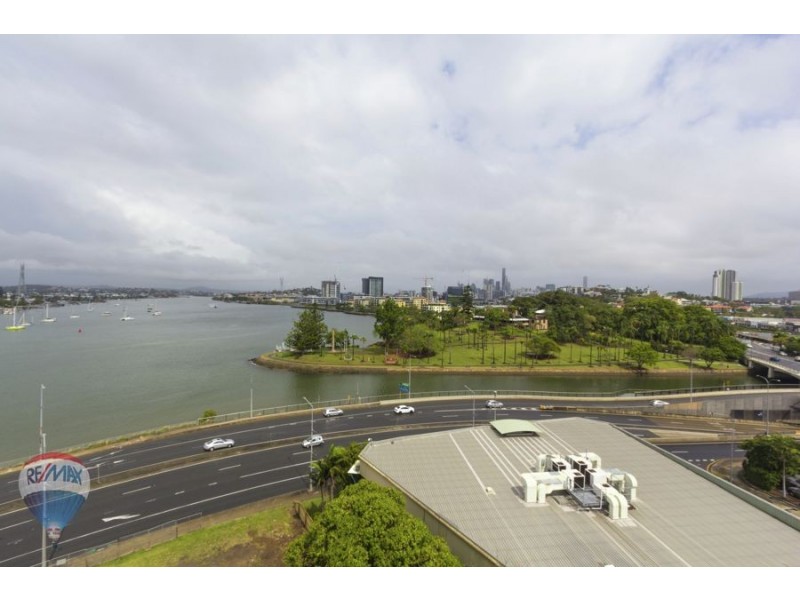 206/8 Hunt Street, Hamilton QLD 4007