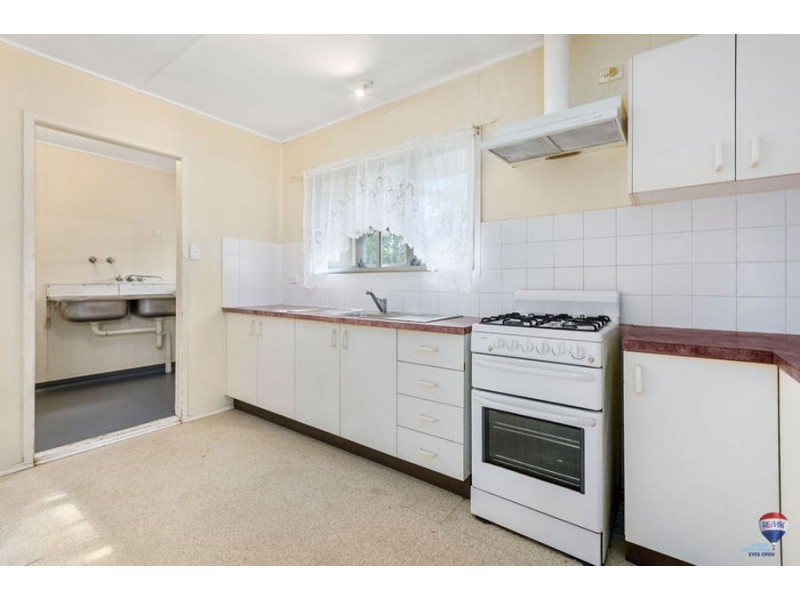 13 Wills Street, Leichhardt QLD 4305