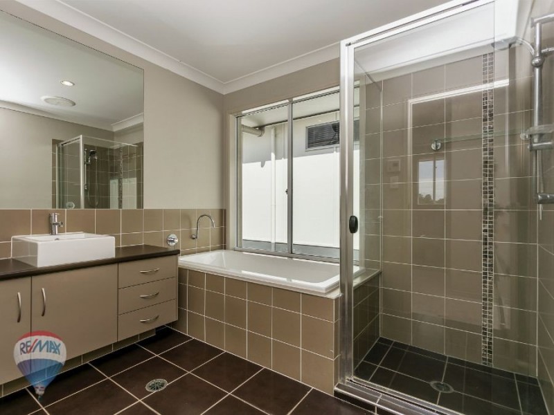 65 Empire Avenue, Manly West QLD 4179
