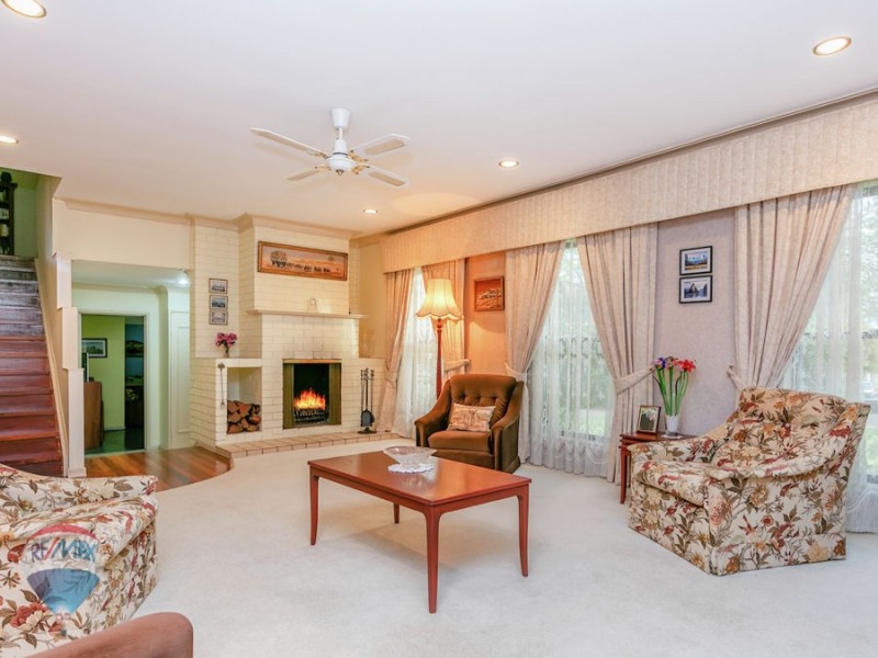 3 Manara Place, Eight Mile Plains QLD 4113