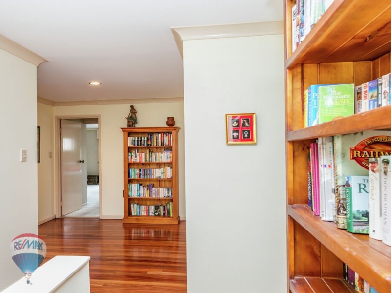 3 Manara Place, Eight Mile Plains QLD 4113