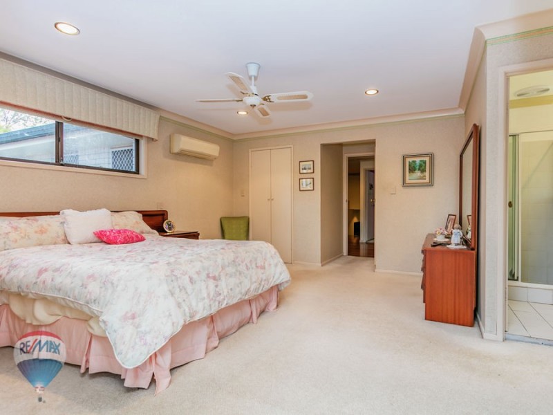 3 Manara Place, Eight Mile Plains QLD 4113