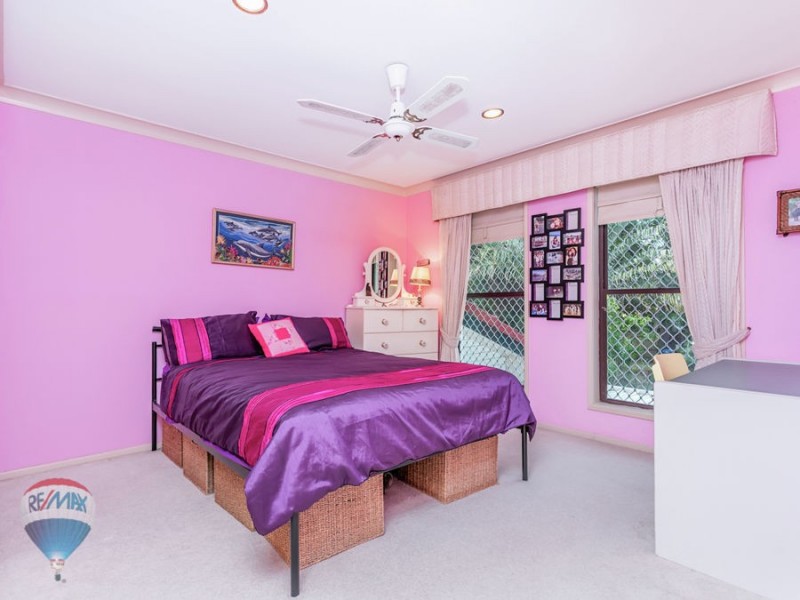 3 Manara Place, Eight Mile Plains QLD 4113