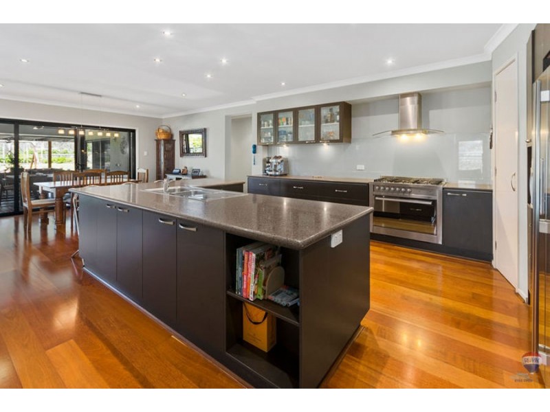 22 Aramac Plaza, Karalee QLD 4306