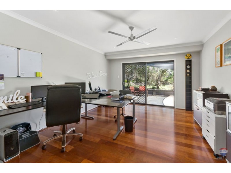 22 Aramac Plaza, Karalee QLD 4306