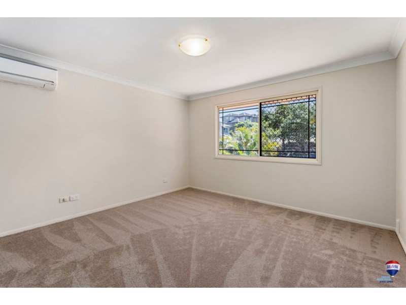 7 Deborah Place, Westlake QLD 4074