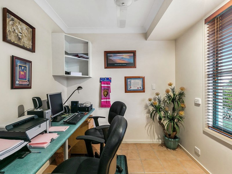 37 Anna Louise Terrace, Windaroo QLD 4207