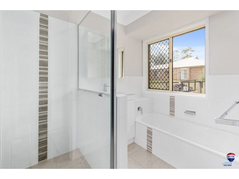 39 Sovereign Strait, Karalee QLD 4306