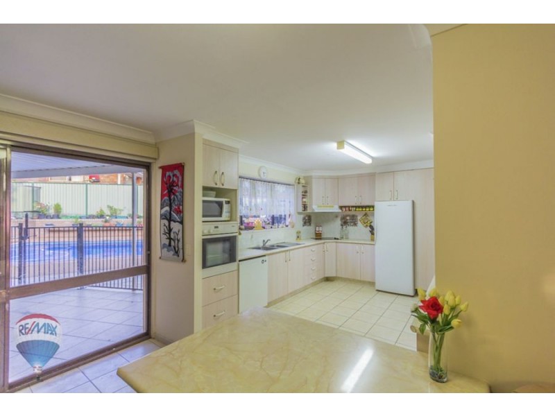18 Dome Street, Eight Mile Plains QLD 4113
