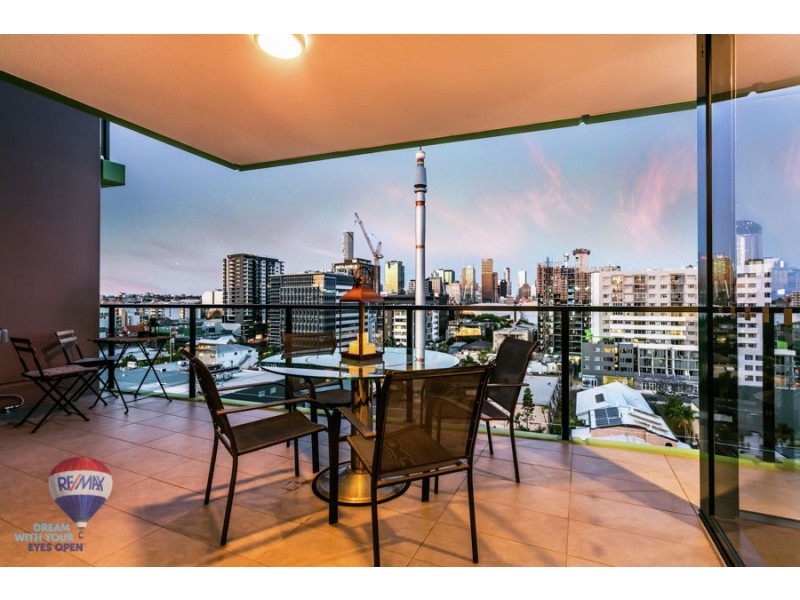 1084/9 EDMONDSTONE STREET, South Brisbane QLD 4101