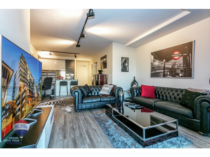 1084/9 EDMONDSTONE STREET, South Brisbane QLD 4101