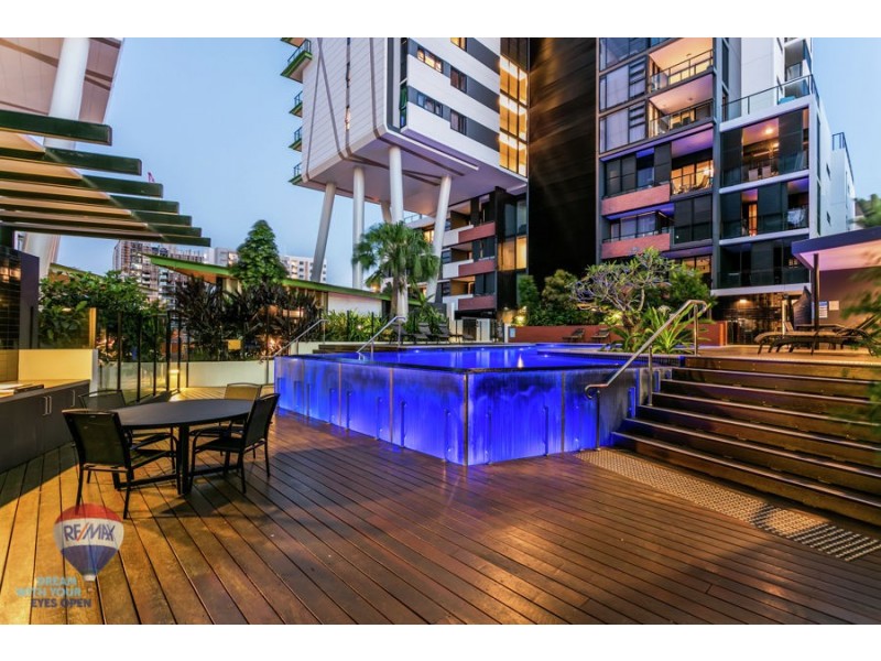 1084/9 EDMONDSTONE STREET, South Brisbane QLD 4101