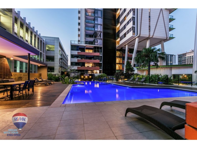 1084/9 EDMONDSTONE STREET, South Brisbane QLD 4101