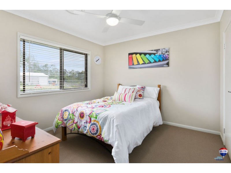 42 Waterfront Drive, Karalee QLD 4306