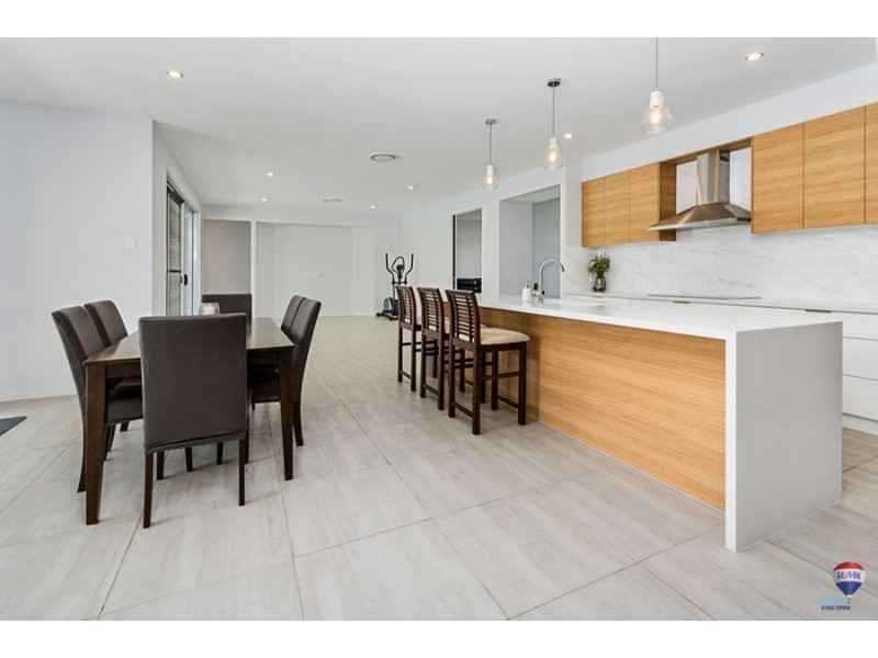 38 Baradine close, Karalee QLD 4306