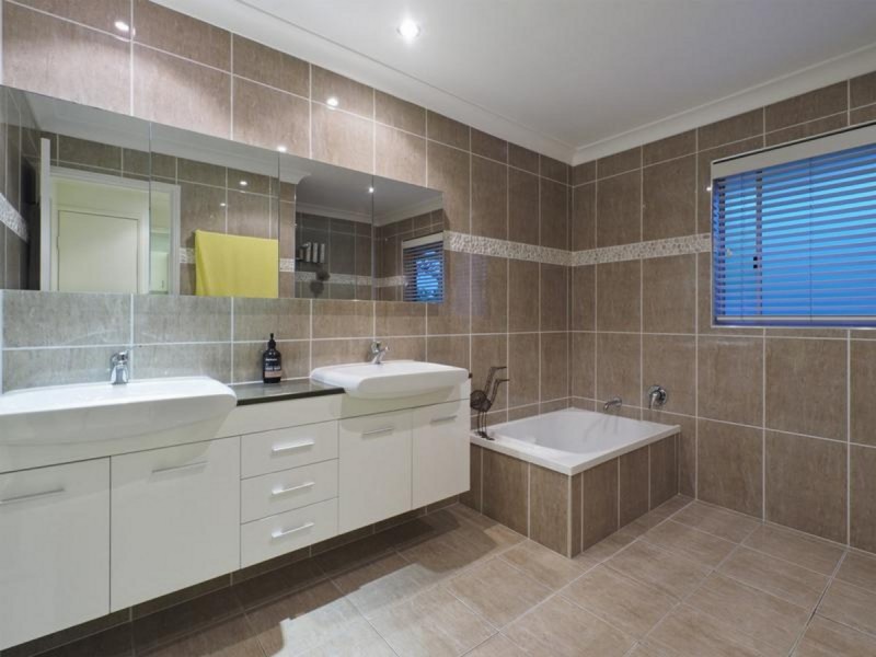 36 Ellendale Crescent, Daisy Hill QLD 4127