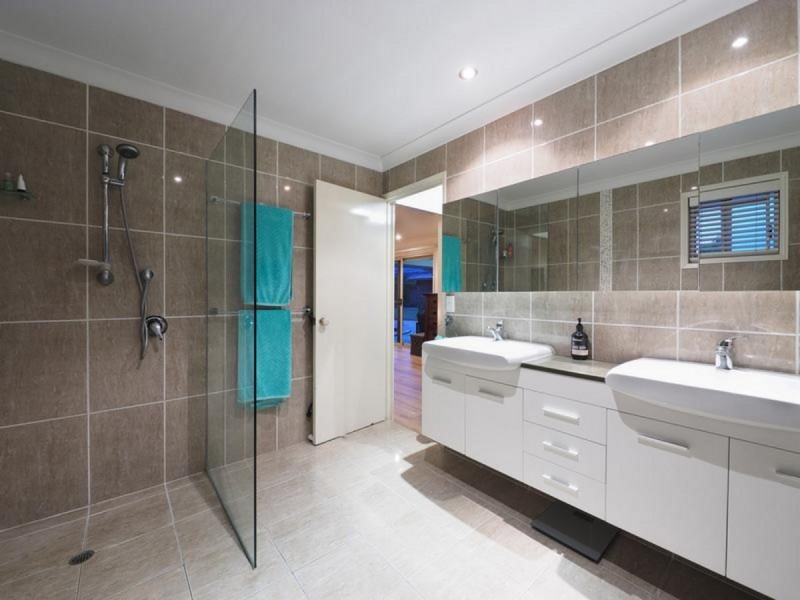 36 Ellendale Crescent, Daisy Hill QLD 4127