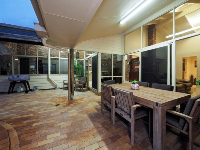 36 Ellendale Crescent, Daisy Hill QLD 4127