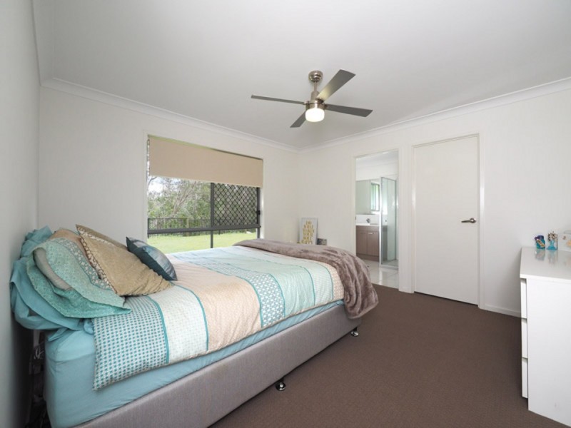 16 Songbird Circuit, Jimboomba QLD 4280