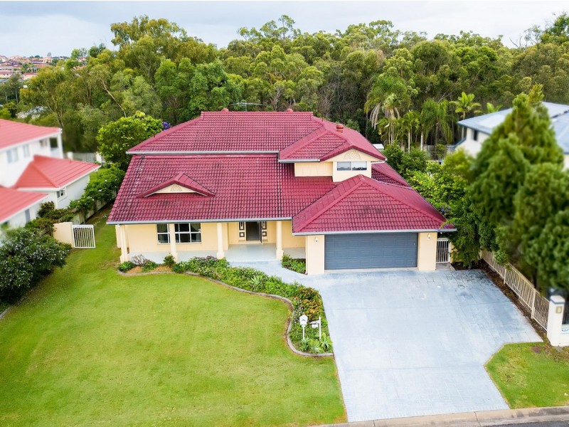 4 Poinciana Crescent, Stretton QLD 4116