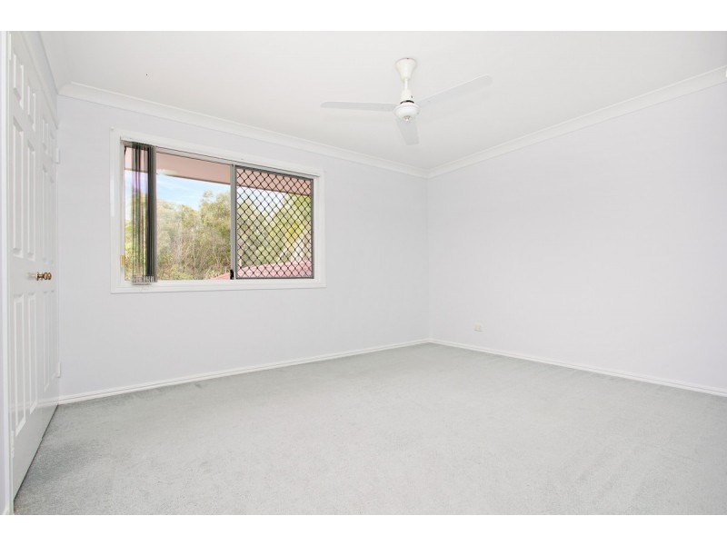 4 Poinciana Crescent, Stretton QLD 4116