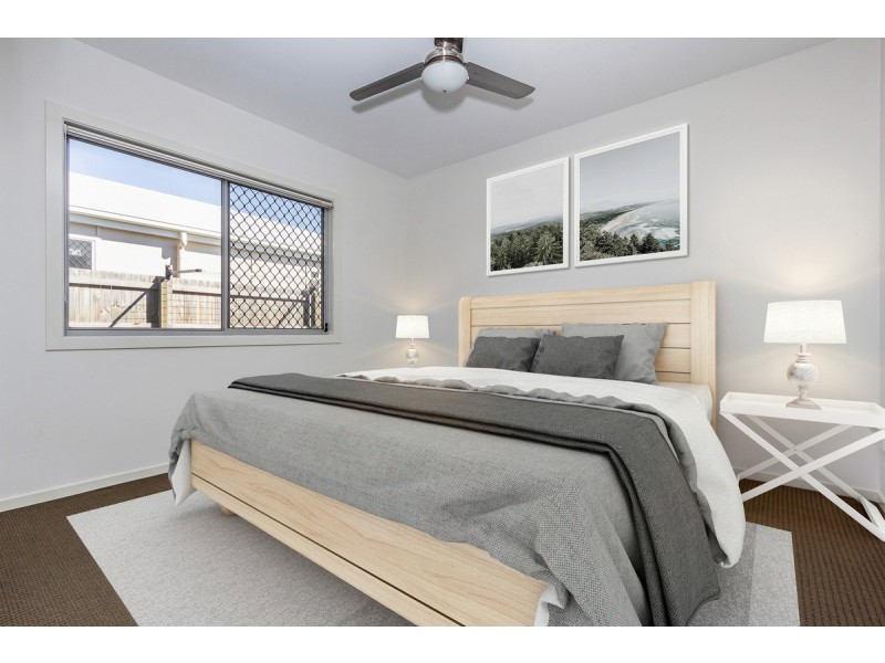 87 Bankswood Drive, Redland Bay QLD 4165