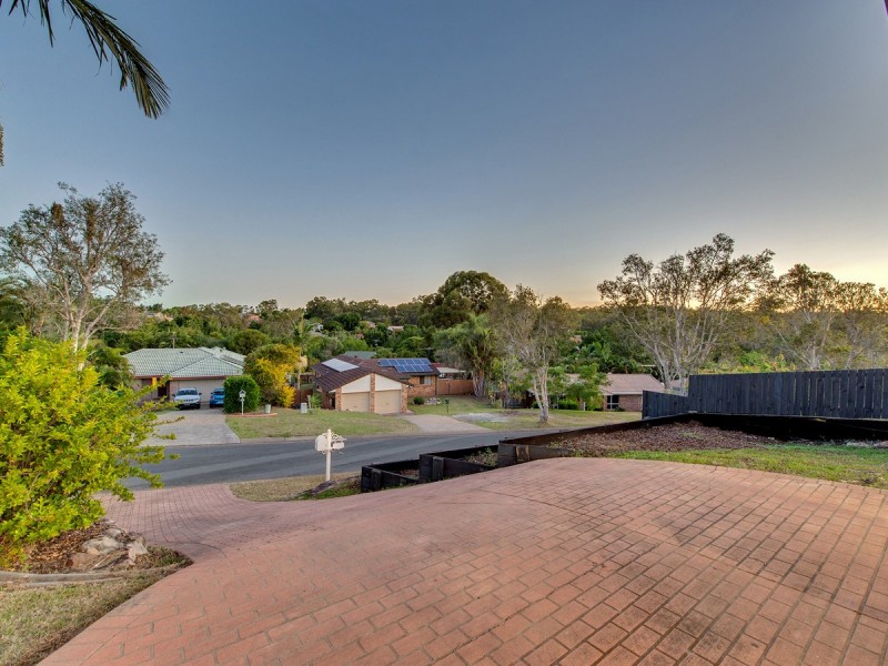 10 Peachface Crescent, Springfield QLD 4300