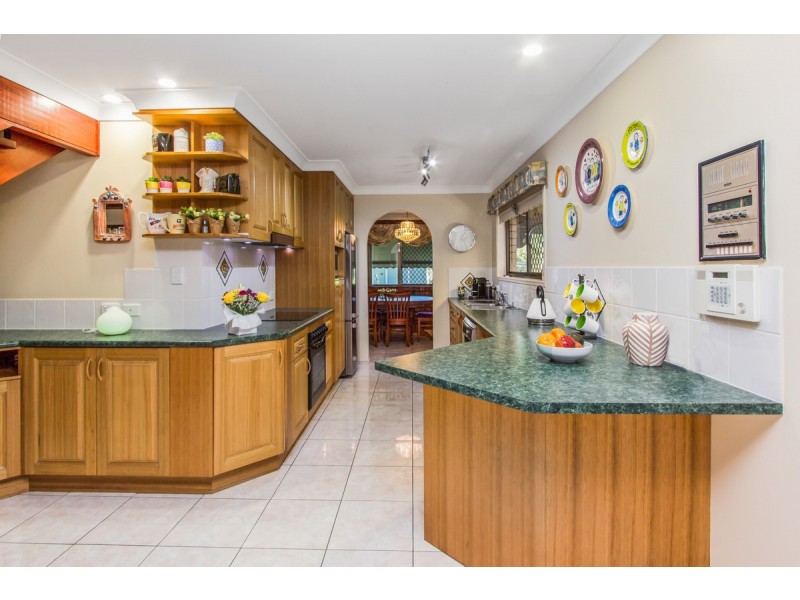 2 Caparra Street, Shailer Park QLD 4128