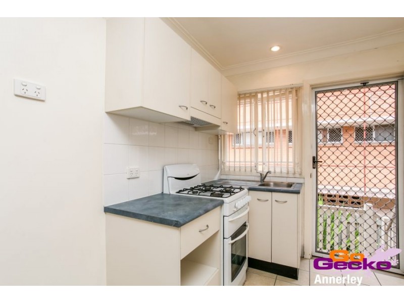 8/30 Villa Street, Annerley QLD 4103