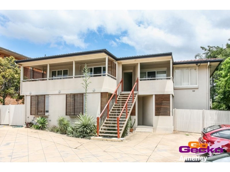 8/30 Villa Street, Annerley QLD 4103