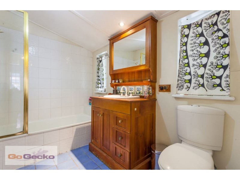 99 Duke Street, Annerley QLD 4103