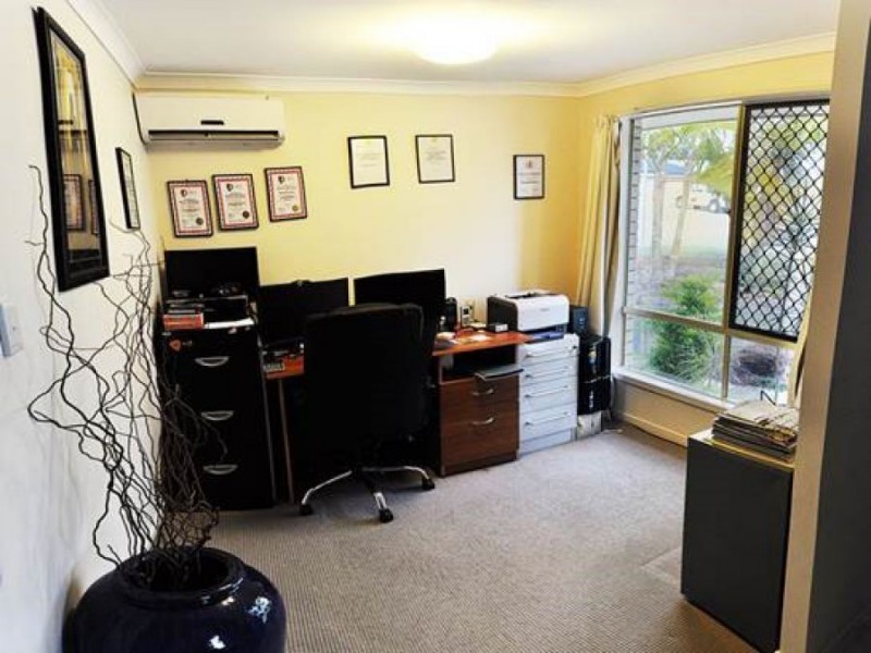 1 Kennedy Crescent, Acacia Ridge QLD 4110