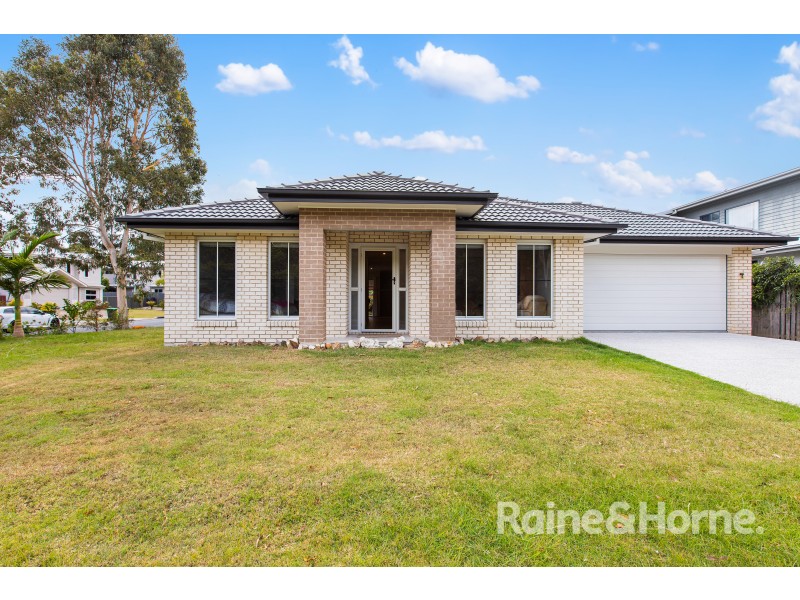 4 Lomandra Avenue, Pottsville NSW 2489