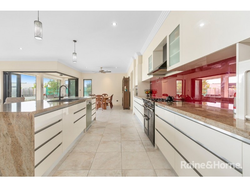 24 Toshack Place, Pottsville NSW 2489