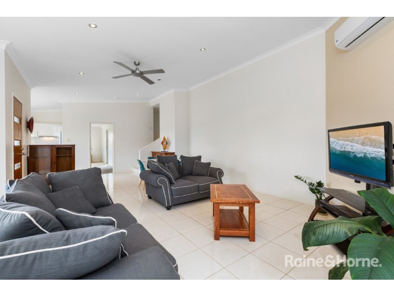 1/27 Newcastle Drive, Pottsville NSW 2489