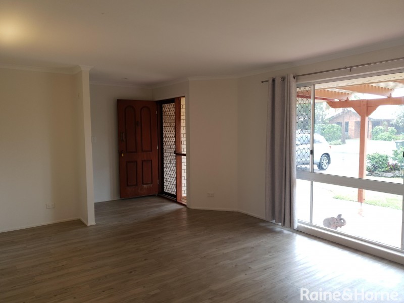 8 Royal  Drive, Pottsville NSW 2489