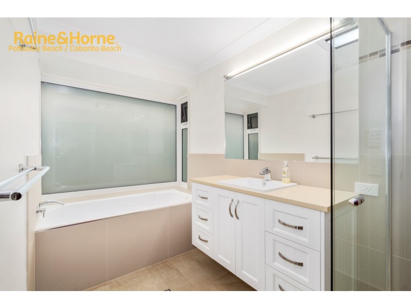 14 Surfside Crescent, Pottsville NSW 2489