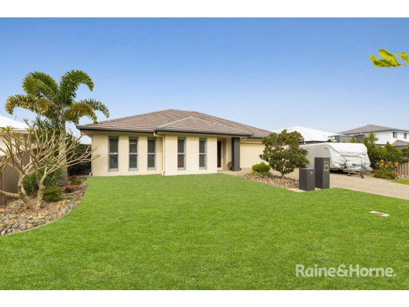18 Toshack Place, Pottsville NSW 2489