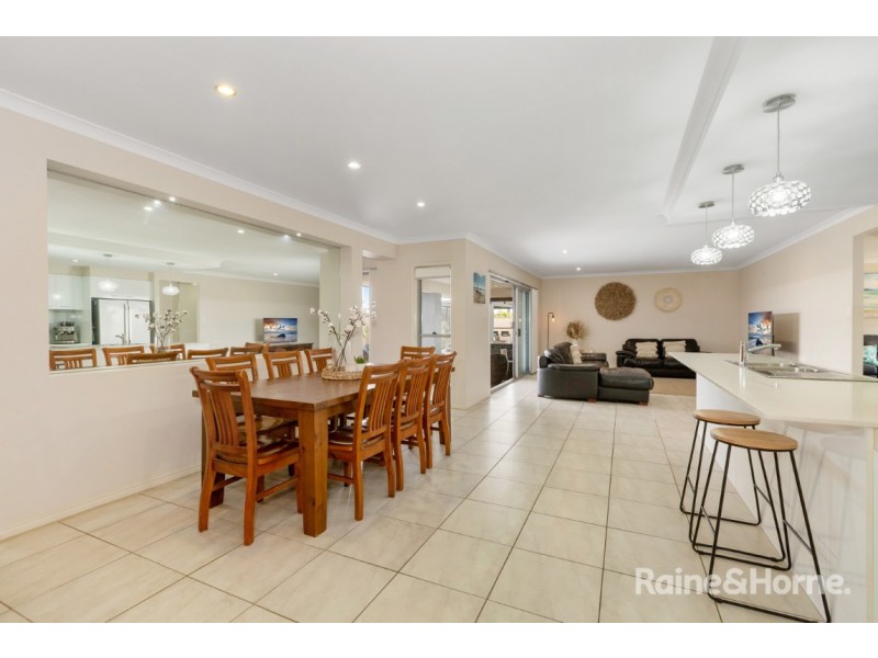 18 Toshack Place, Pottsville NSW 2489