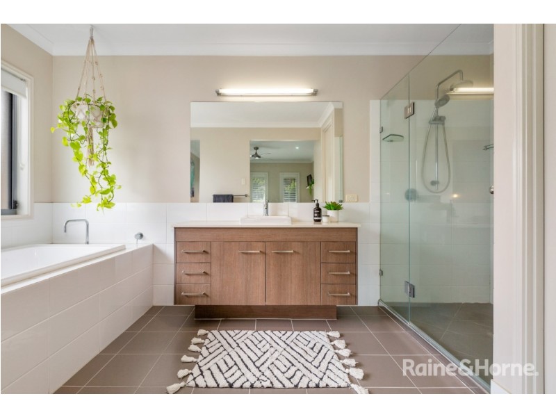 18 Toshack Place, Pottsville NSW 2489