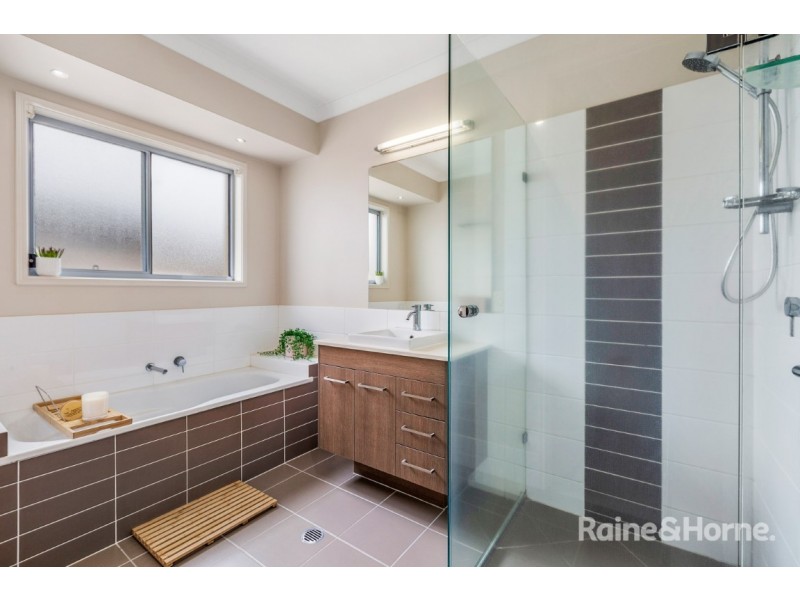 18 Toshack Place, Pottsville NSW 2489