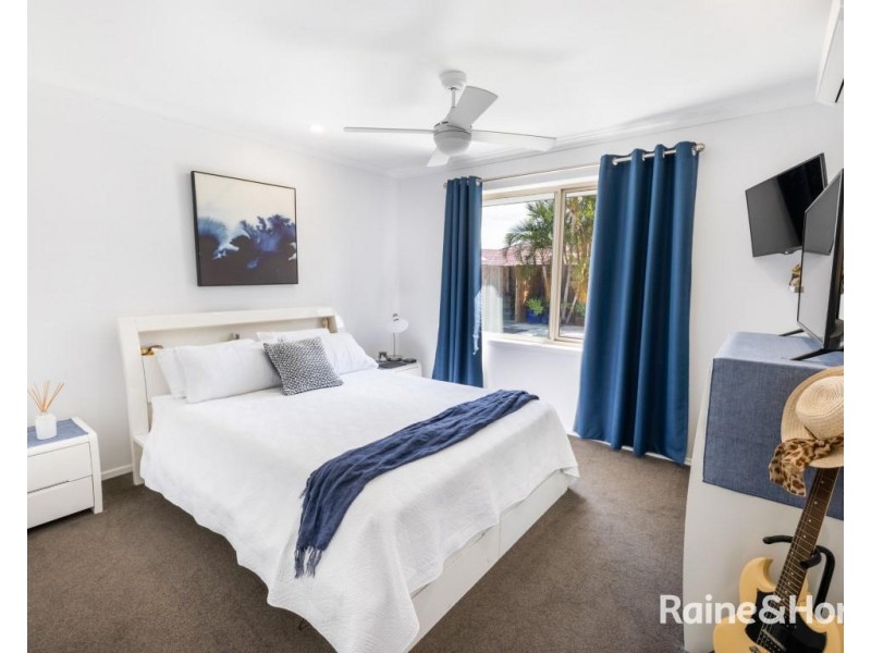 42 Buckingham Drive, Pottsville NSW 2489