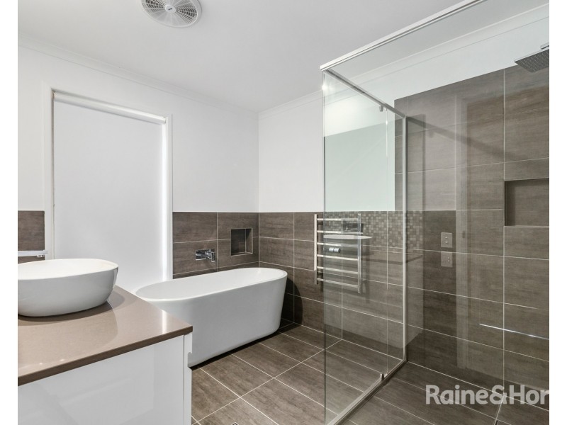 42 Buckingham Drive, Pottsville NSW 2489