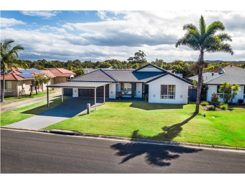 42 Buckingham Drive, Pottsville NSW 2489