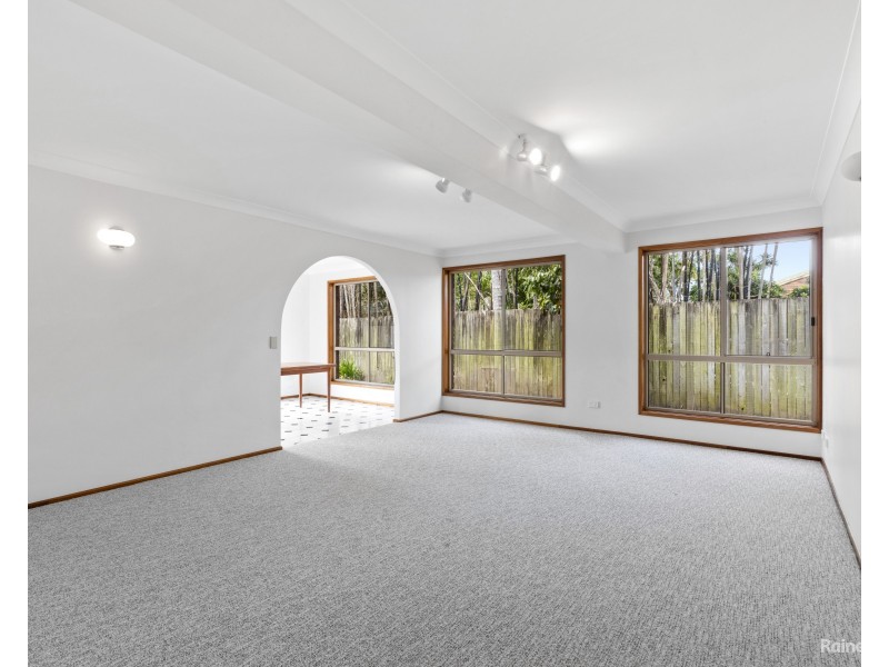 2/9 Caroline Street, Pottsville NSW 2489