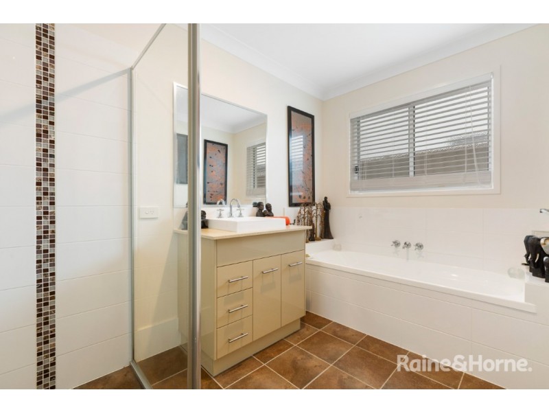 2/12 Lennox Circuit, Pottsville NSW 2489